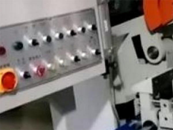 鋸材切割機