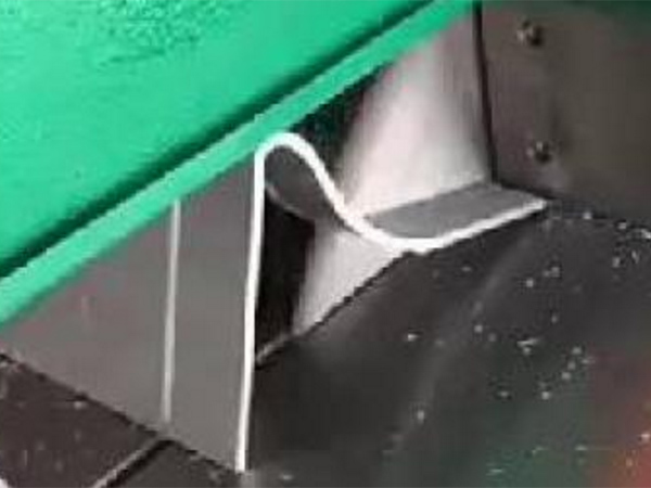 鋸材切割機
